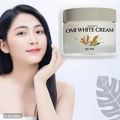 Omicare Organics Skin Glow And Whitening Cream 50 Gm Pack Of 1-thumb3