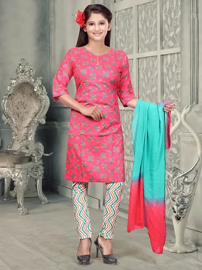 Stylish Kurti with Leggings dupatta Set