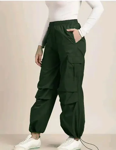 Trendy Green Crepe Solid Trousers For Women