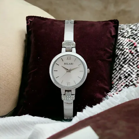 Must Have Analog Watches for Women 