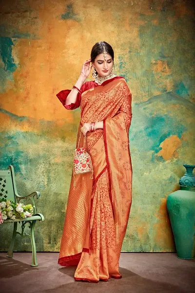 Elegant Banarasi Weaving Soft Silk Saree With Blouse Piece