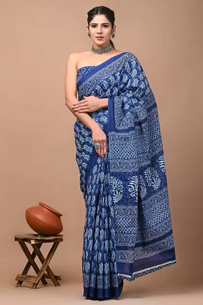 Alluring Cotton Blend Saree without Blouse piece