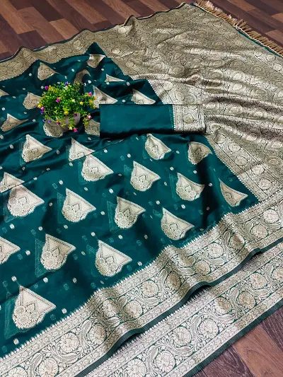 Attractive Silk Blend Saree with Blouse piece 