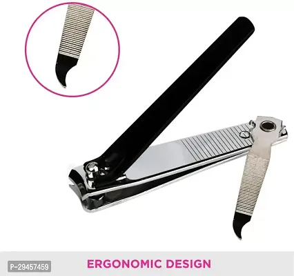 Nail Clipper For Men  Women - Fits naturally, Cuts precisely |Elegant designed |Easy to hold |Safe for skin |sharp blades | Offers well-groomed nails | Suitable for men and women - BLACK