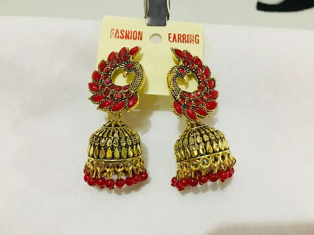 Stylish Women Metal Jumka Earings