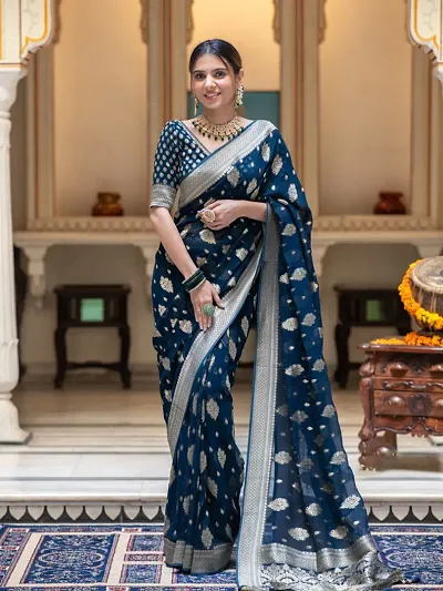 Beautiful Banarasi Silk Women Saree with Blouse Piece