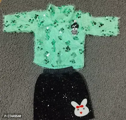 Fabulous Green Polycotton Embellished Top With Skirts For Girls