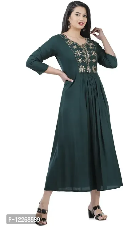 Elegant Rayon Bottle Green V Neck 3/4 Sleeves Embroidered Kurta For Women-thumb3