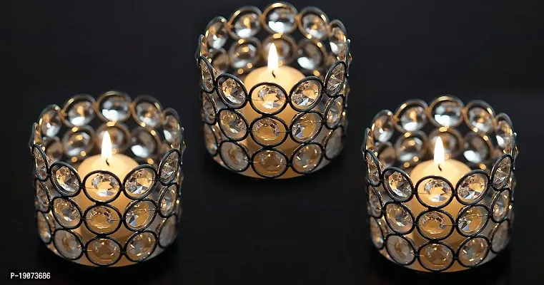 Triple Esquisite Set of Tealight Holders with Tealights