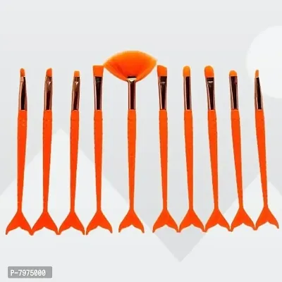 Beautify fish Tail Long Makeup Brushes 10 Pcs in orange color