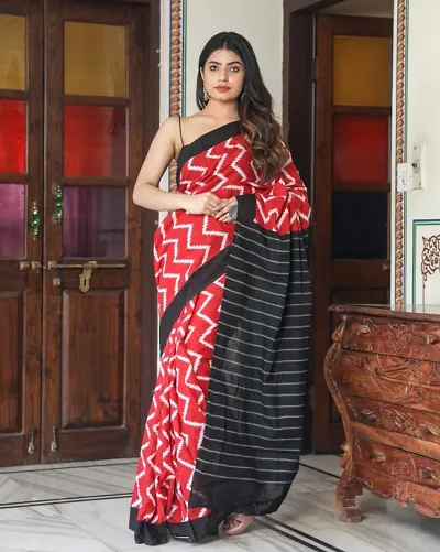 Women mulmul saree (Red)