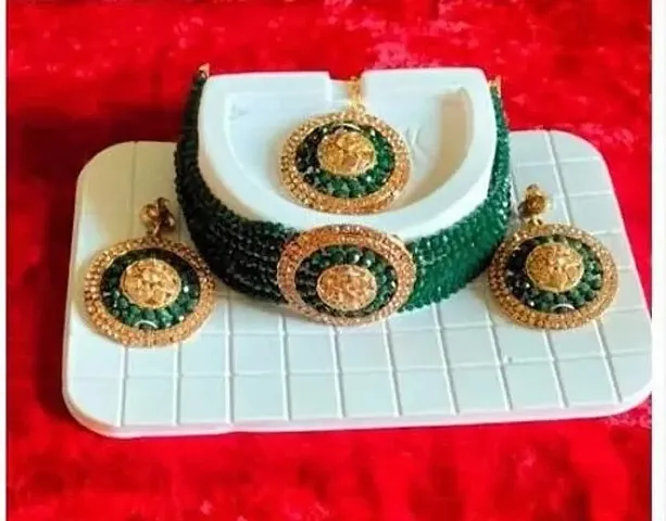 Artificial Jewelry For Women Chokar Set