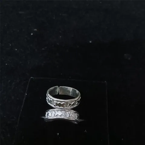 925 Sterling Unique Toe Ring