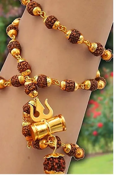 Trending Wooden Chain With Pendants