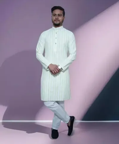 Stylish Kurta With Pajama For Men