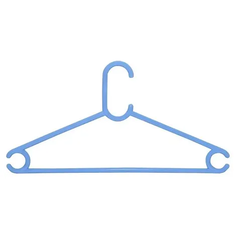 ARH Plastic Clothes Hanger (Set of 6 Pieces)