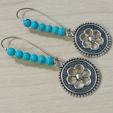 Women Daily Wear Sizzling Earrings