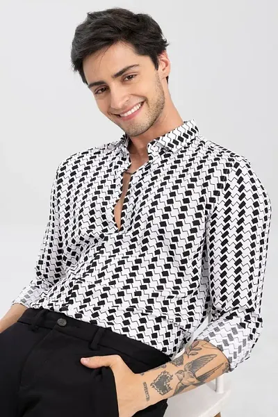 Classic Spandex Striped Casual Shirts for Mens