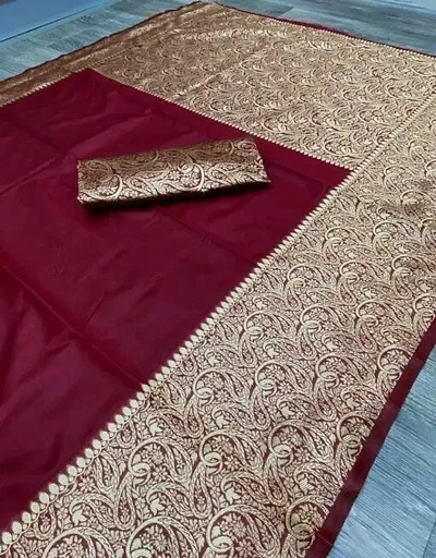 Elegant Cotton Silk Sarees With Blouse Piece