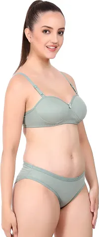 Stylish Green  Bra And Panty Set For Women-thumb1