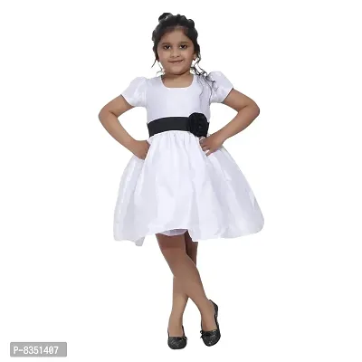 Ripening Baby Girls White Satin Round Neck Sleeveless Knee Length Dress (BRP-177_4-5Yrs)