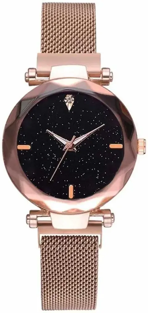 Stylish and Trendy Metal Strap Analog Watch for Women's