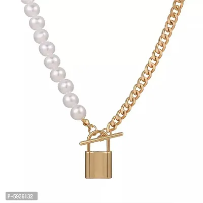 Stunning Gold Plated Pearl and Chain-link Lock Pendant Necklace For Women