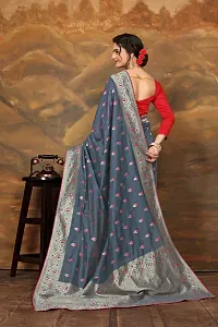 Stylish Grey Cotton Silk Saree With Blouse Piece For Women-thumb2