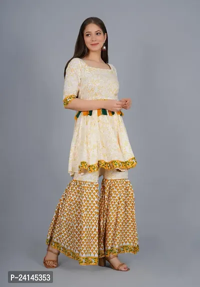 Classic  Rayon Ethnic Wear  Kurtas For Women-thumb5