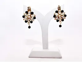 VIVA VIRAL Women's Square Jewellery Set With Stone Work  Earrings-thumb3