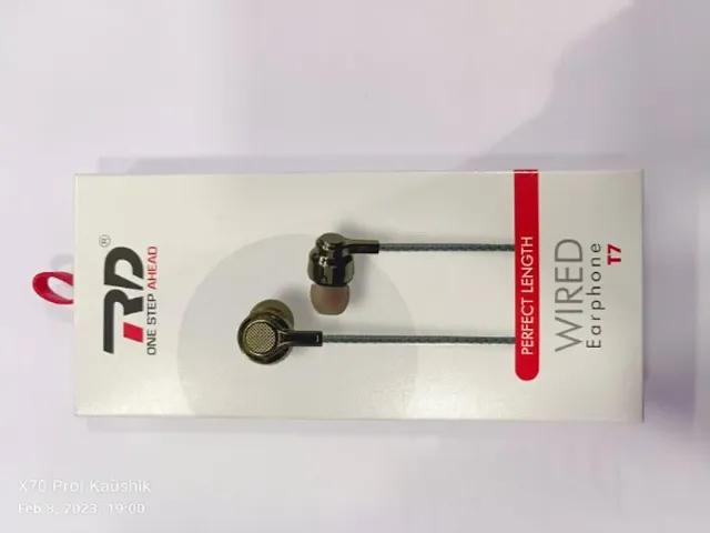 Stylish Fancy In-ear Wired - 3.5 MM Single Pin Headsets Headphones With Microphone