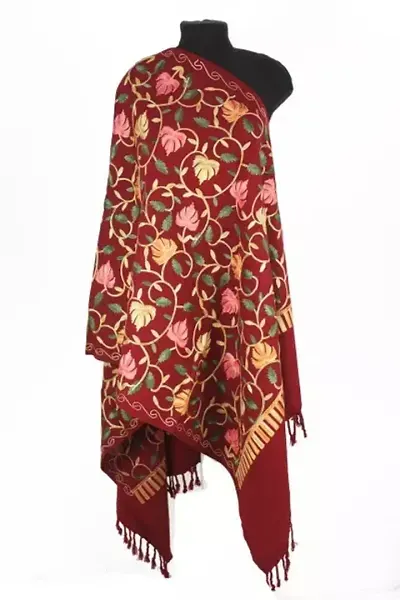 Comfortable Multicoloured Printed Wool Shawls For Women