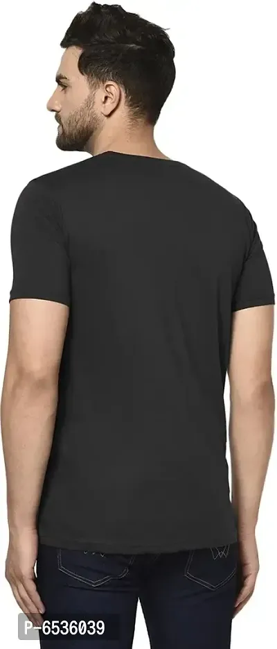 Reliable Black Cotton Blend Solid Round Neck Tees For Men-thumb3