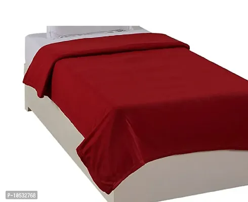 Comfortable Maroon Cotton Solid Blankets-thumb0