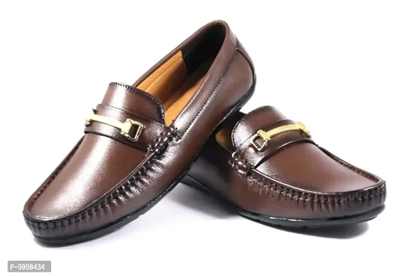 Classy Synthetic Solid Loafers for Men