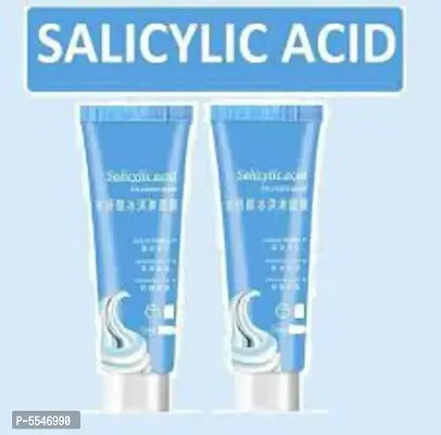 This salicylic acid ice cream mask uses salicylic acid + Centella asiatica formula, salicylic acid is a water-oil amphiphilic substance, it can penetrate deep into the pores, help clean up excessive a