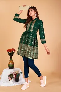 Beautiful Cotton Blend Green Printed Kurta For Women-thumb3