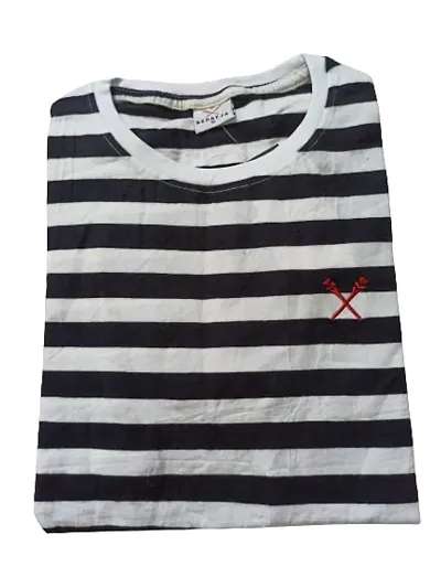 Striped Pattern T-Shirts(Small) (Black3)