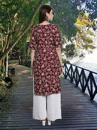 Stylish Crepe Stitched Kurta For Women-thumb1