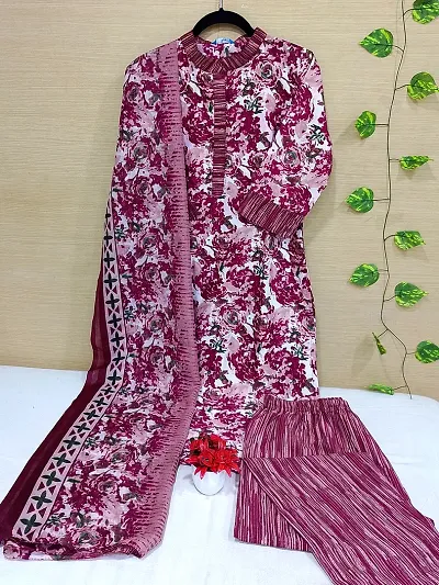 Stylish Kurta, Bottom And Dupatta Set For Women