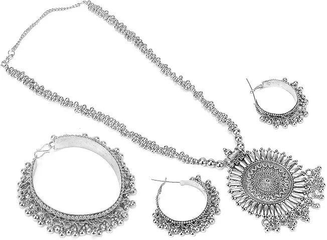 Elegant Jewellery Set