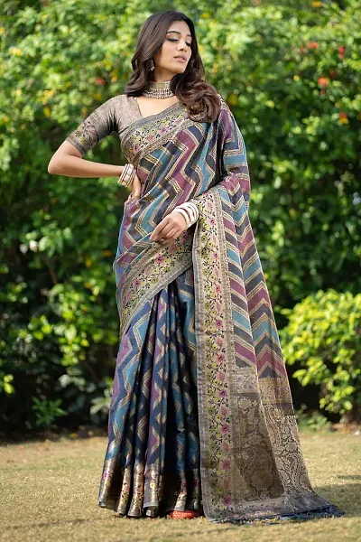 Elegant Grey Organza Printed Saree With Blouse Piece For Women