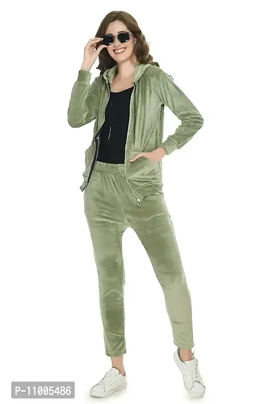 NONU Women's Velvet Track Suits Green Color,Size-m Size.
