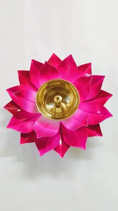 Brass Leaf Akhand diya