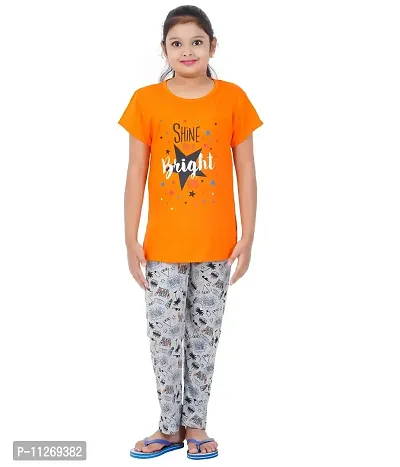 DELEDA Girls Night Suit, top with Front Print and Long Pyjama Pant in Allover Print (7-8 Years, Orange)