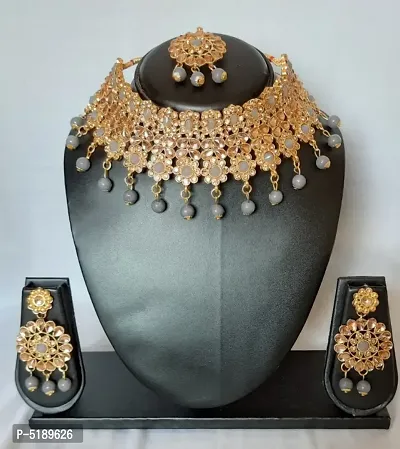 Latest Attractive Alloy Jewellery Set with Maang Tikka-thumb0