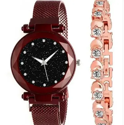 Stylish Metal Analog Watch With Bracelet For Women