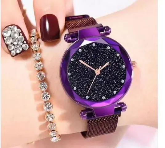 Beautiful Magnetic Strap Watches for Women