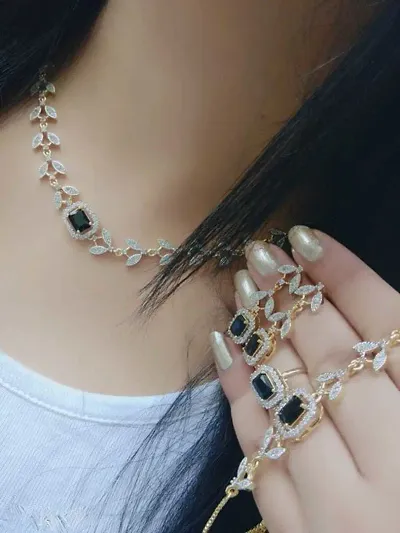 Trendy AD Jewellery Set