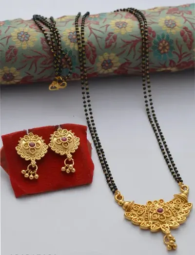 Elegant Copper Kundan Golden Mangalsutra With Earrings For Women